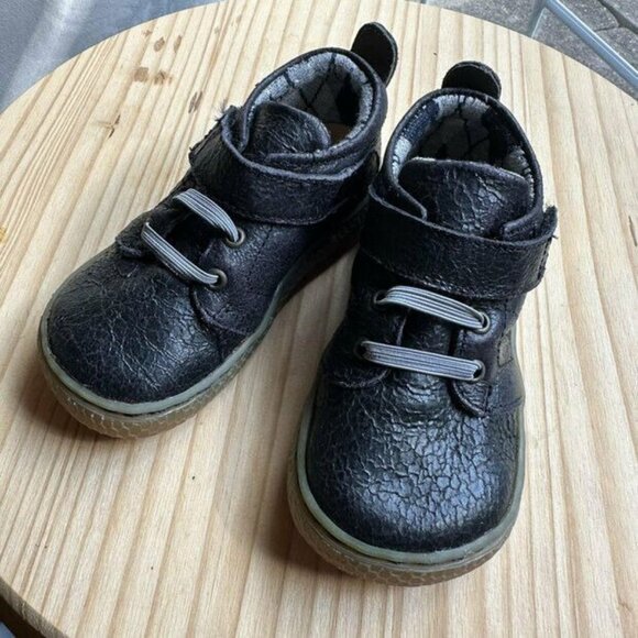 Livie & Luca Black Leather Shoes 8 NWT - Picture 2 of 9